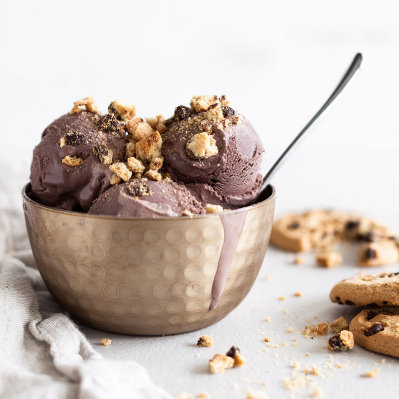 Vitamixで冷凍バナナを撹拌して作る濃厚チョコバナナアイスレシピ