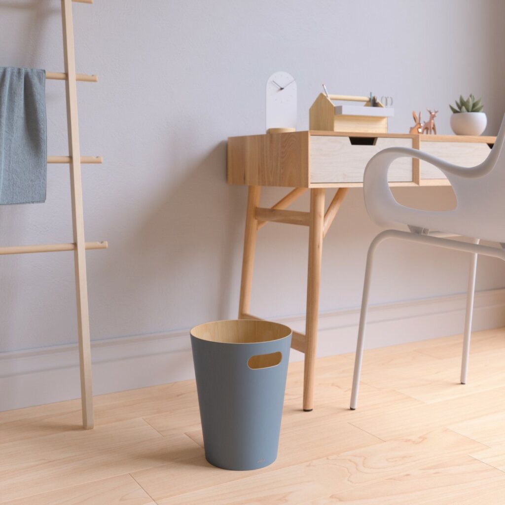 Umbra ウッドロウ カン（ゴミ箱）